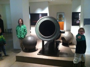 The largest cannon and the largest cannon balls we have ever seen!!!